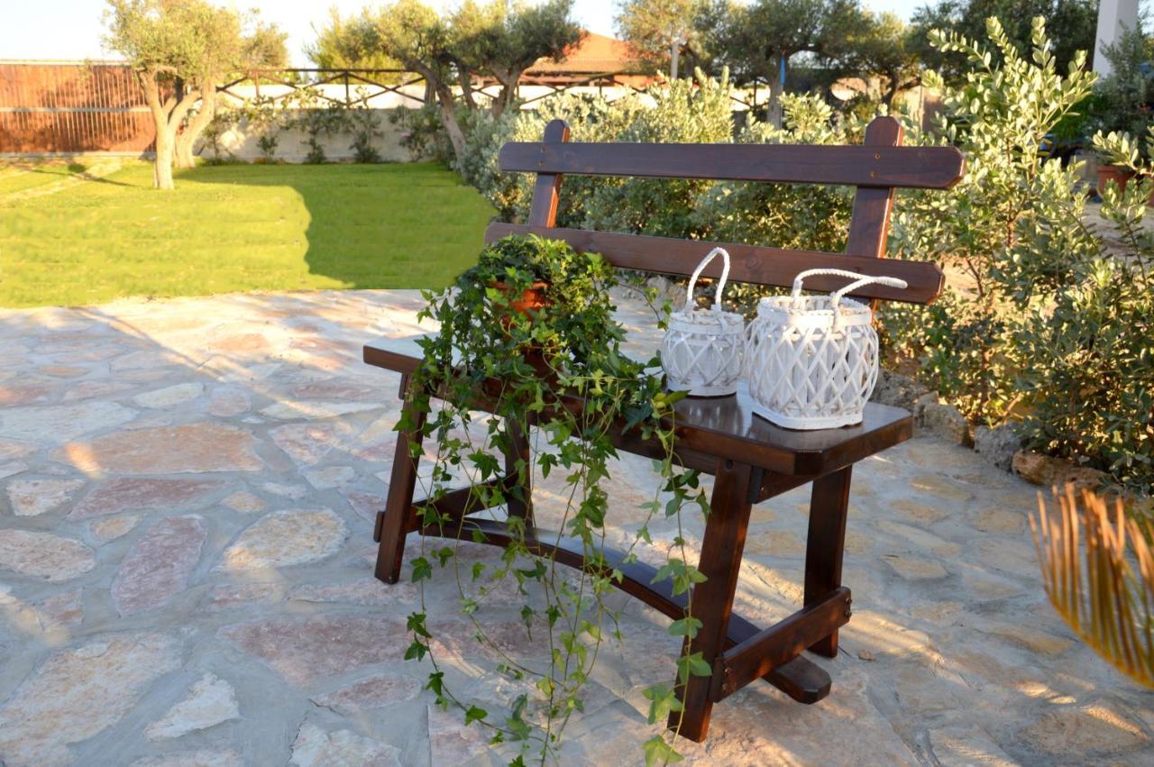 Lorelai Beach Marsala Extérieur photo